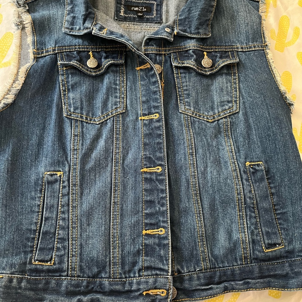 Jean vest
